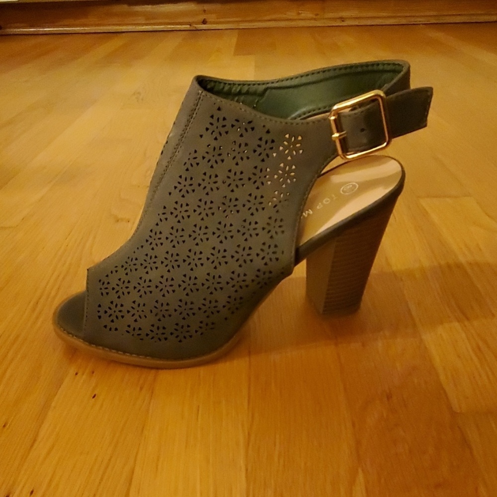 Peep Toe Sling Back Bootie